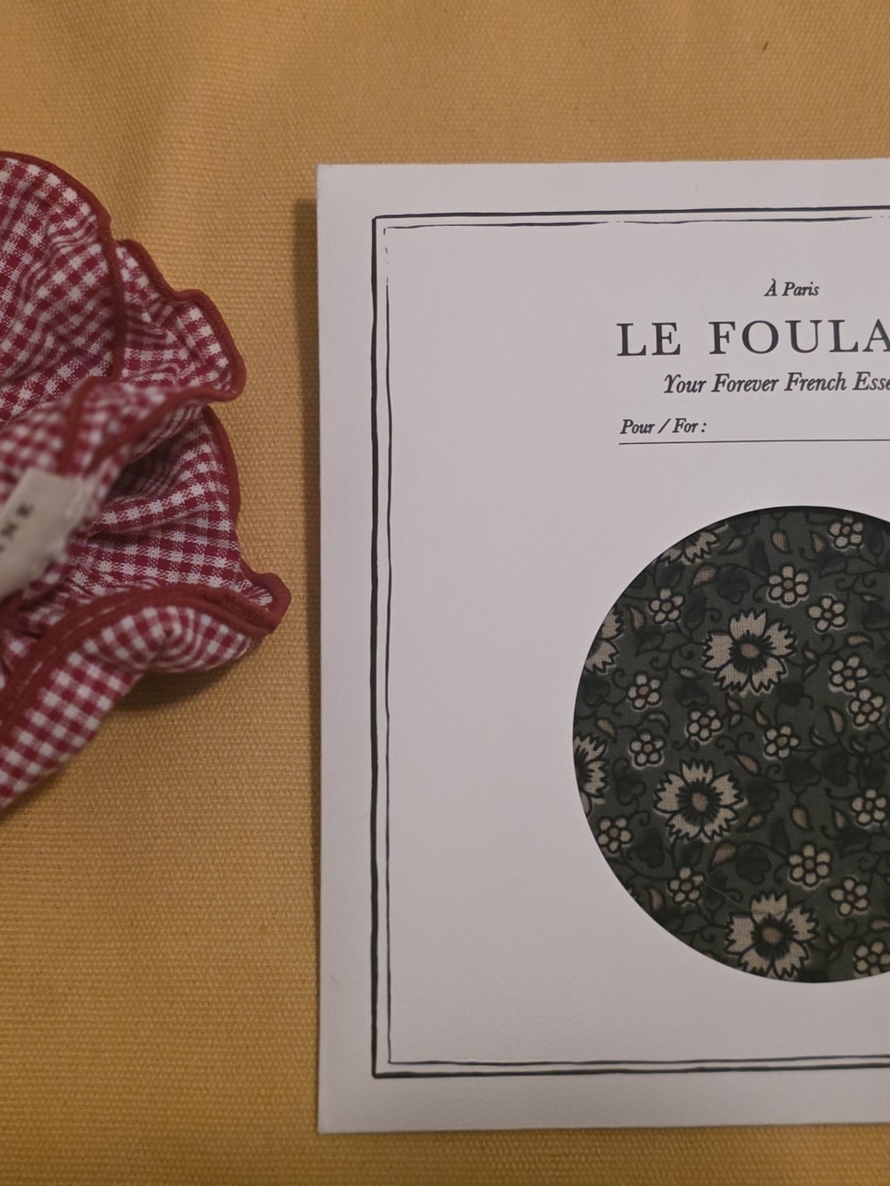 🇫🇷Sezane Red & White Scrunchie & Floral Scarf in Dark Green